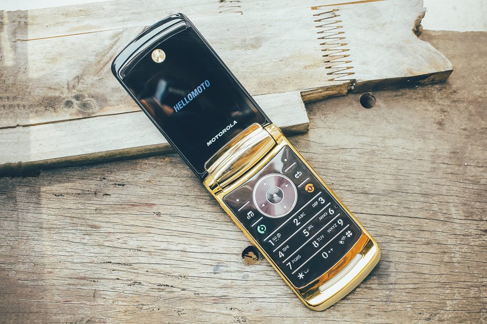 Điện Thoại Motorola RAZR2 V8 - Di Động Cổ